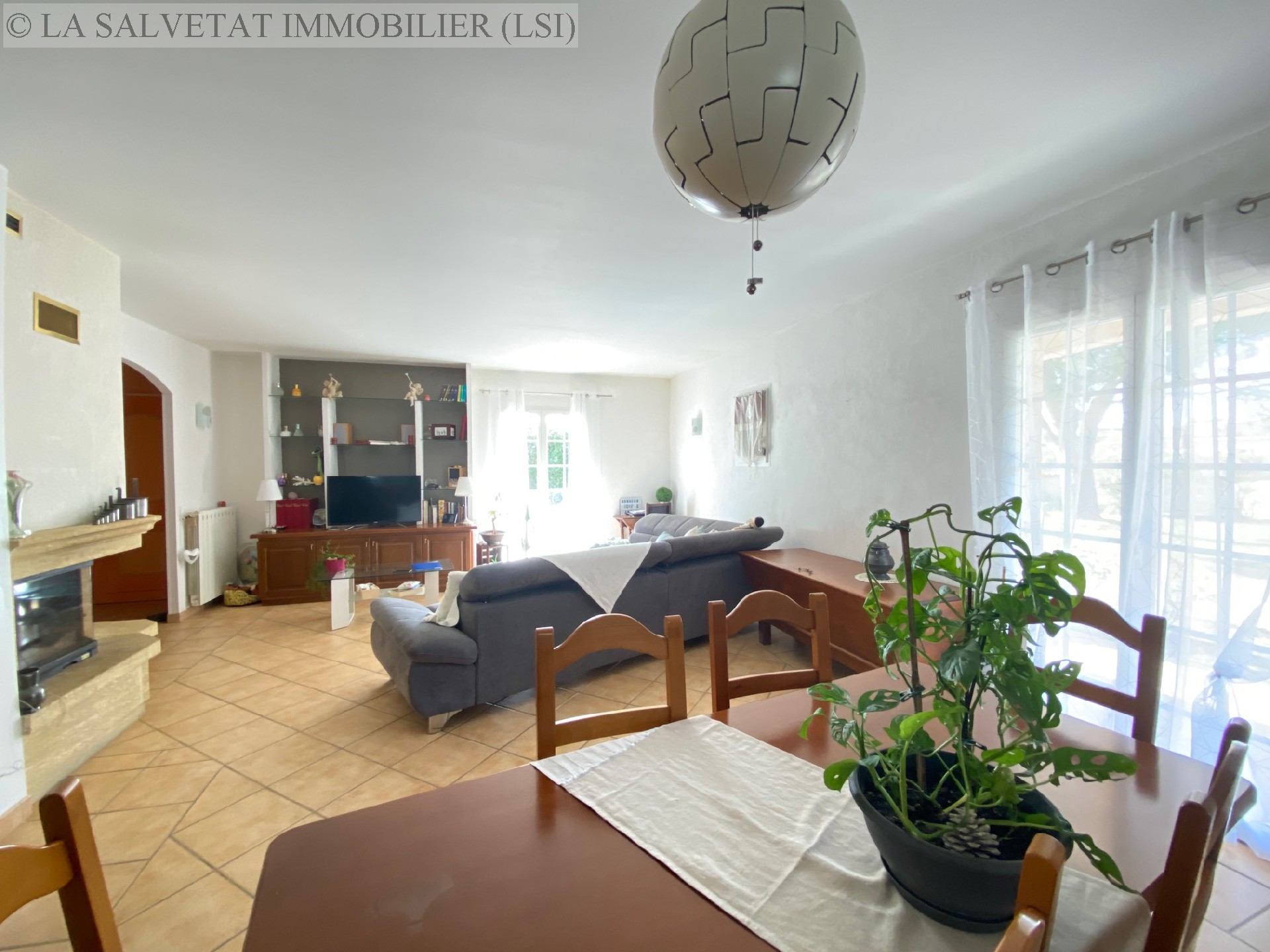 Vente maison-villa - TOURNEFEUILLE<br>137 m², 5 pièces