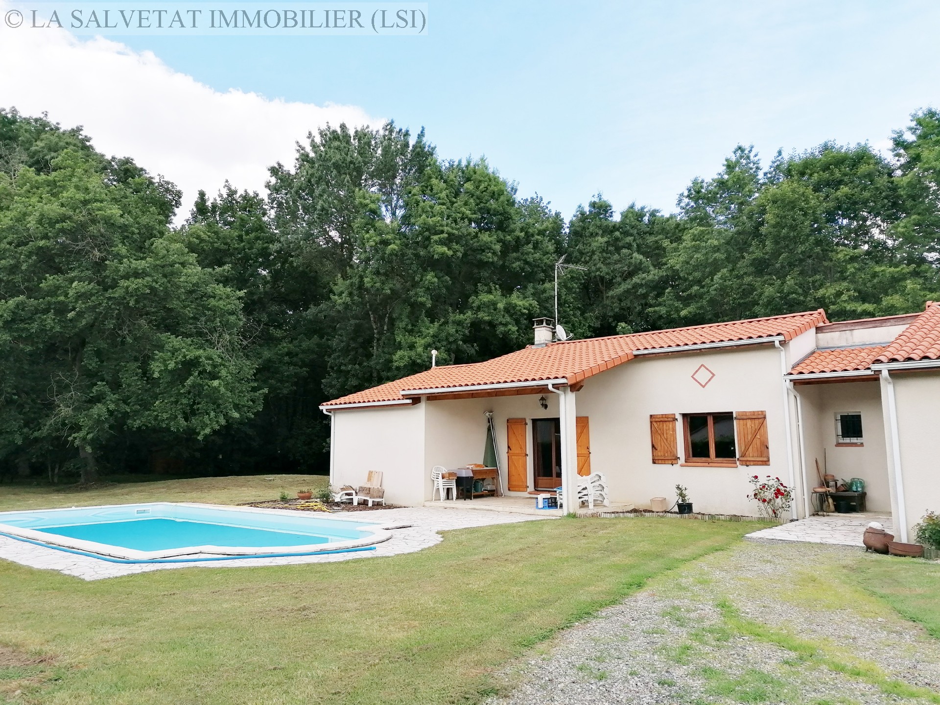 Vente maison-villa - BONREPOS SUR AUSSONNELLE<br>186 m², 7 pièces