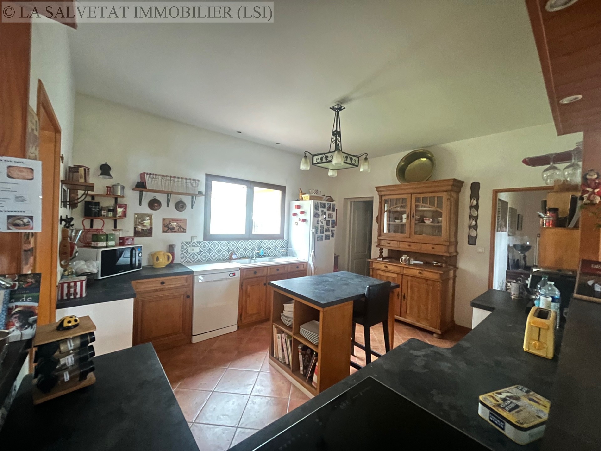 Vente maison-villa - BONREPOS SUR AUSSONNELLE<br>186 m², 7 pièces