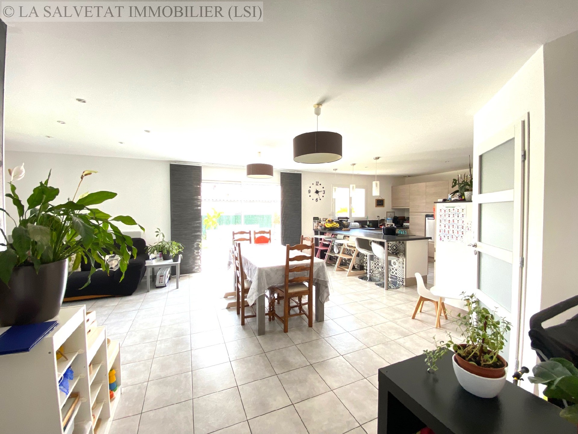 Vente maison-villa - BONREPOS SUR AUSSONNELLE<br>106 m², 5 pièces