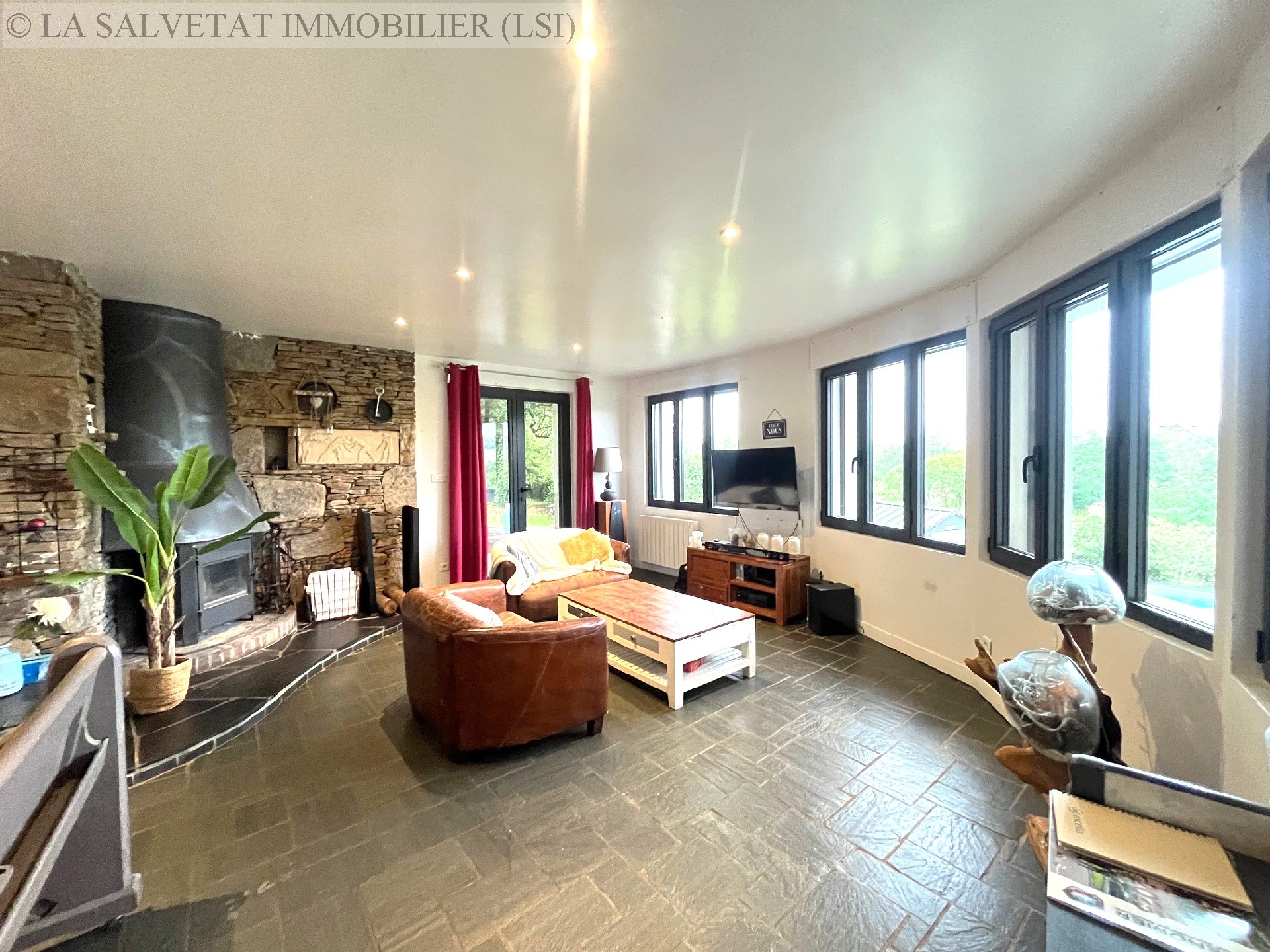 Vente maison-villa - BONREPOS SUR AUSSONNELLE<br>149 m², 5 pièces