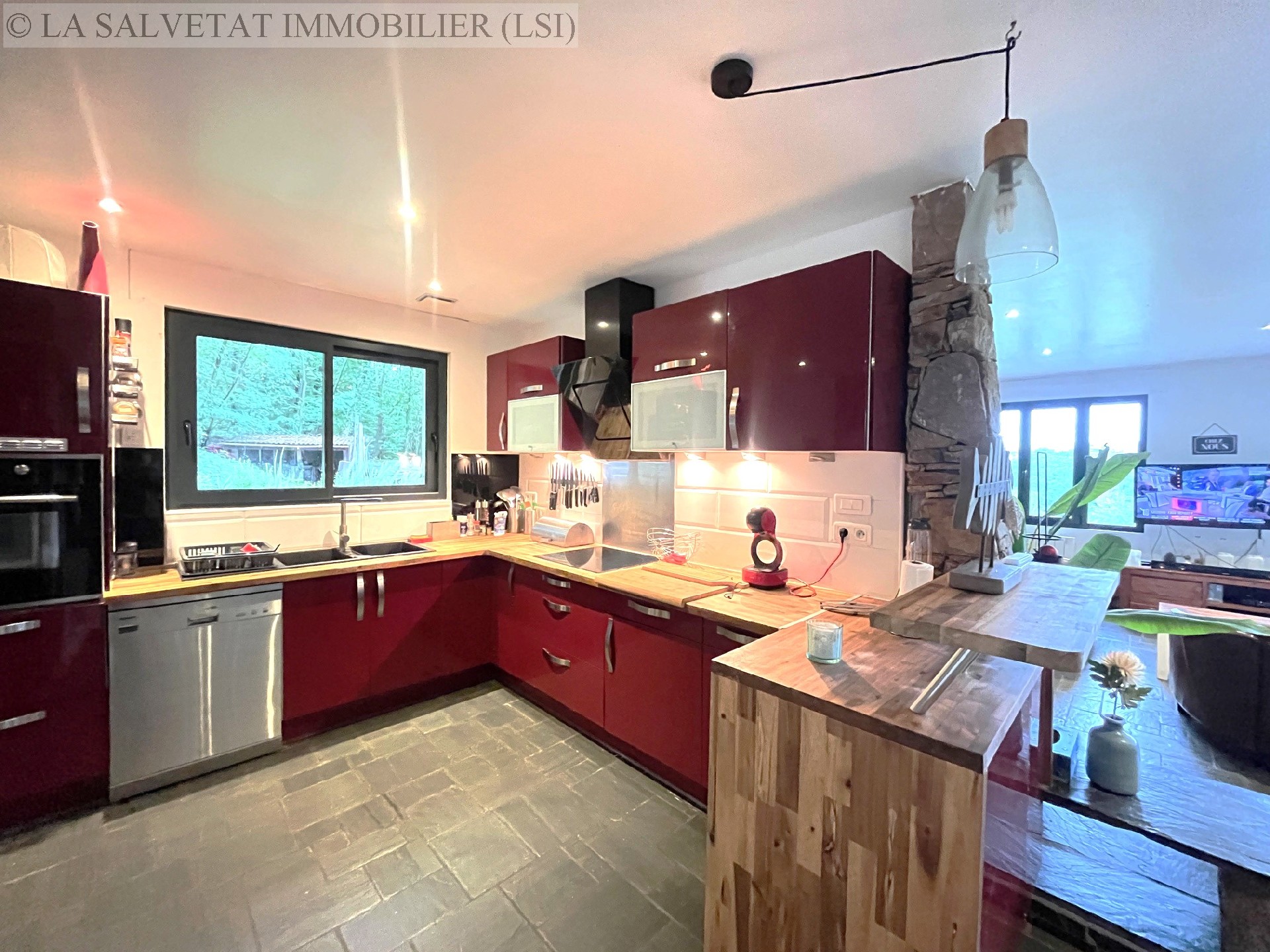 Vente maison-villa - BONREPOS SUR AUSSONNELLE<br>149 m², 5 pièces