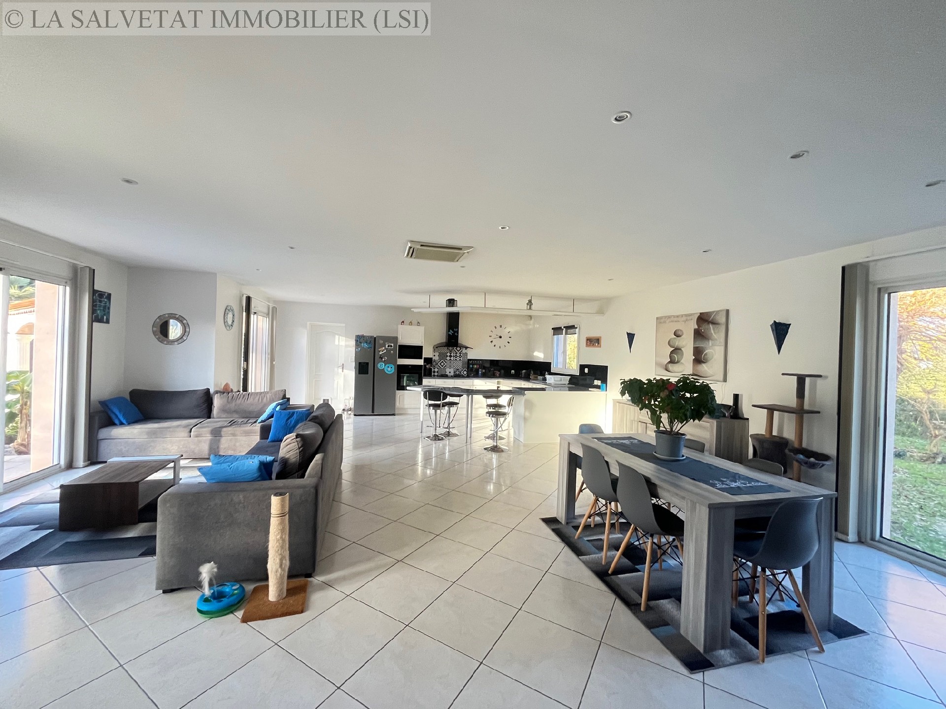 Vente maison-villa - BONREPOS SUR AUSSONNELLE<br>142 m², 5 pièces