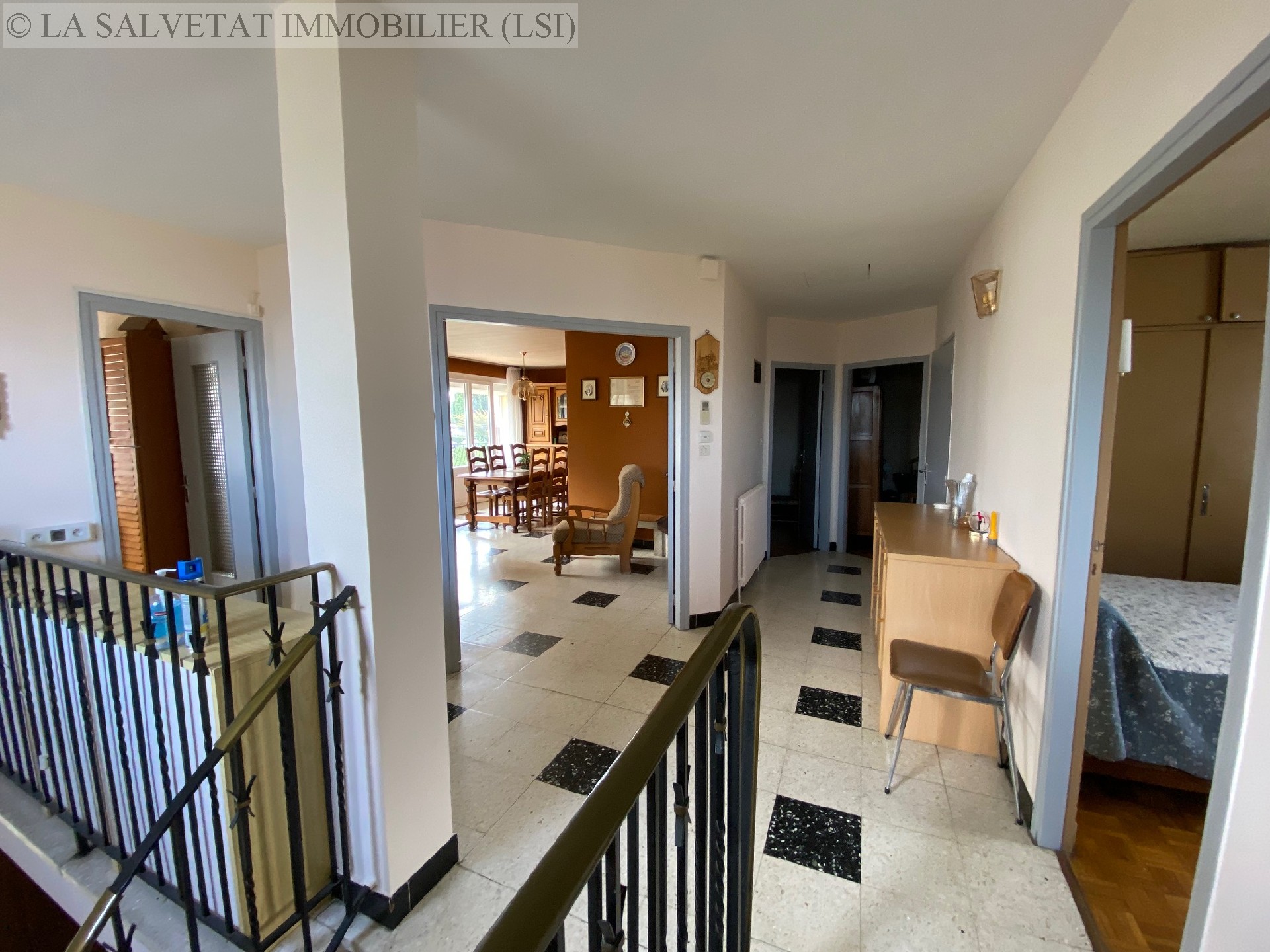 Vente maison-villa - FONSORBES<br>250 m², 6 pièces