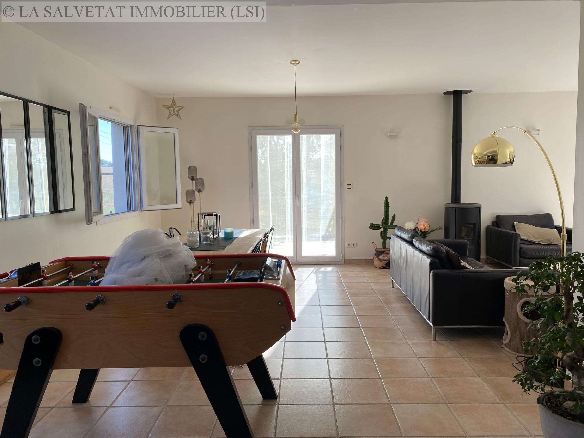 Vente maison-villa - FONTENILLES<br>182 m², 6 pièces