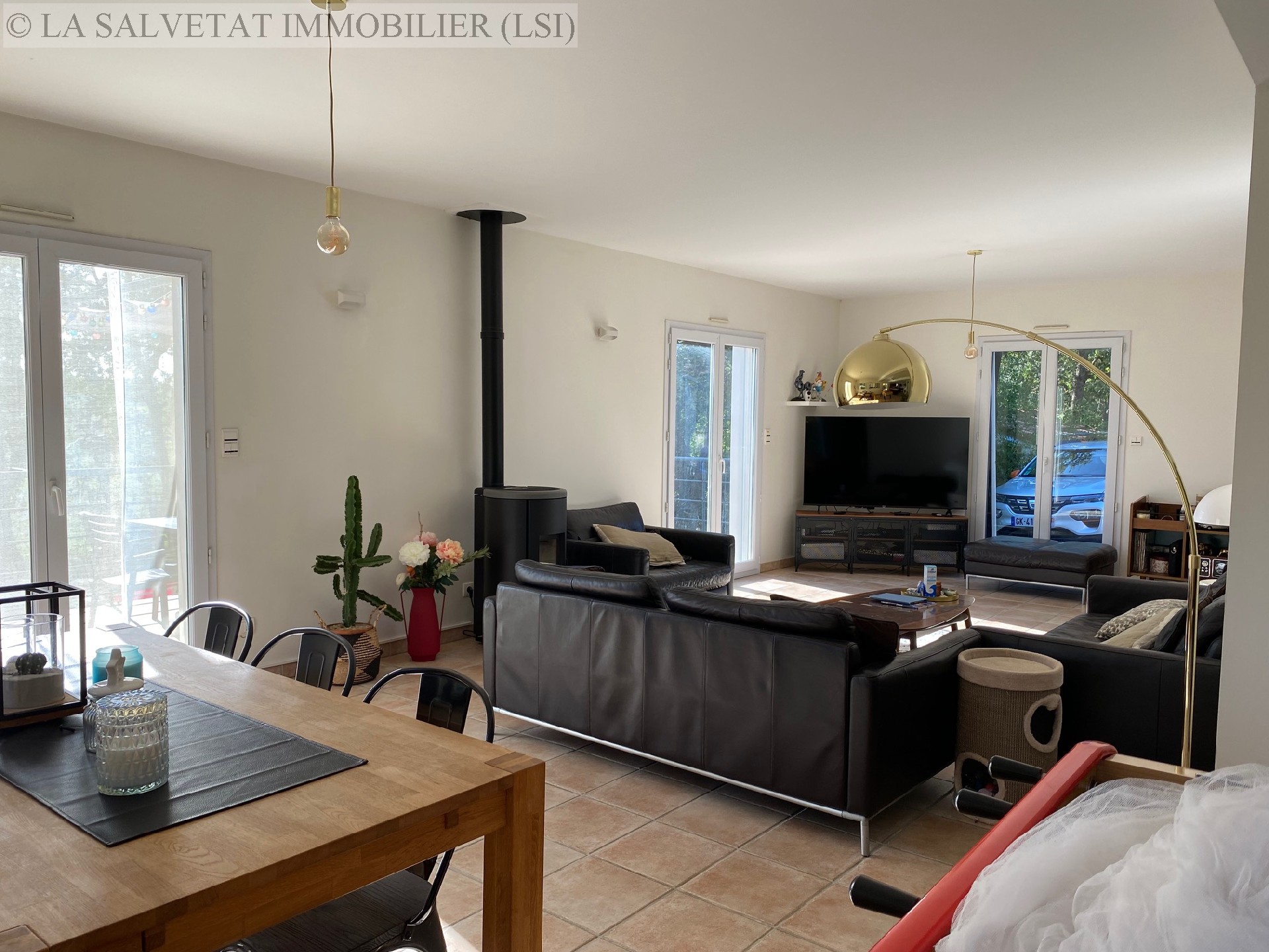 Vente maison-villa - FONTENILLES<br>182 m², 6 pièces