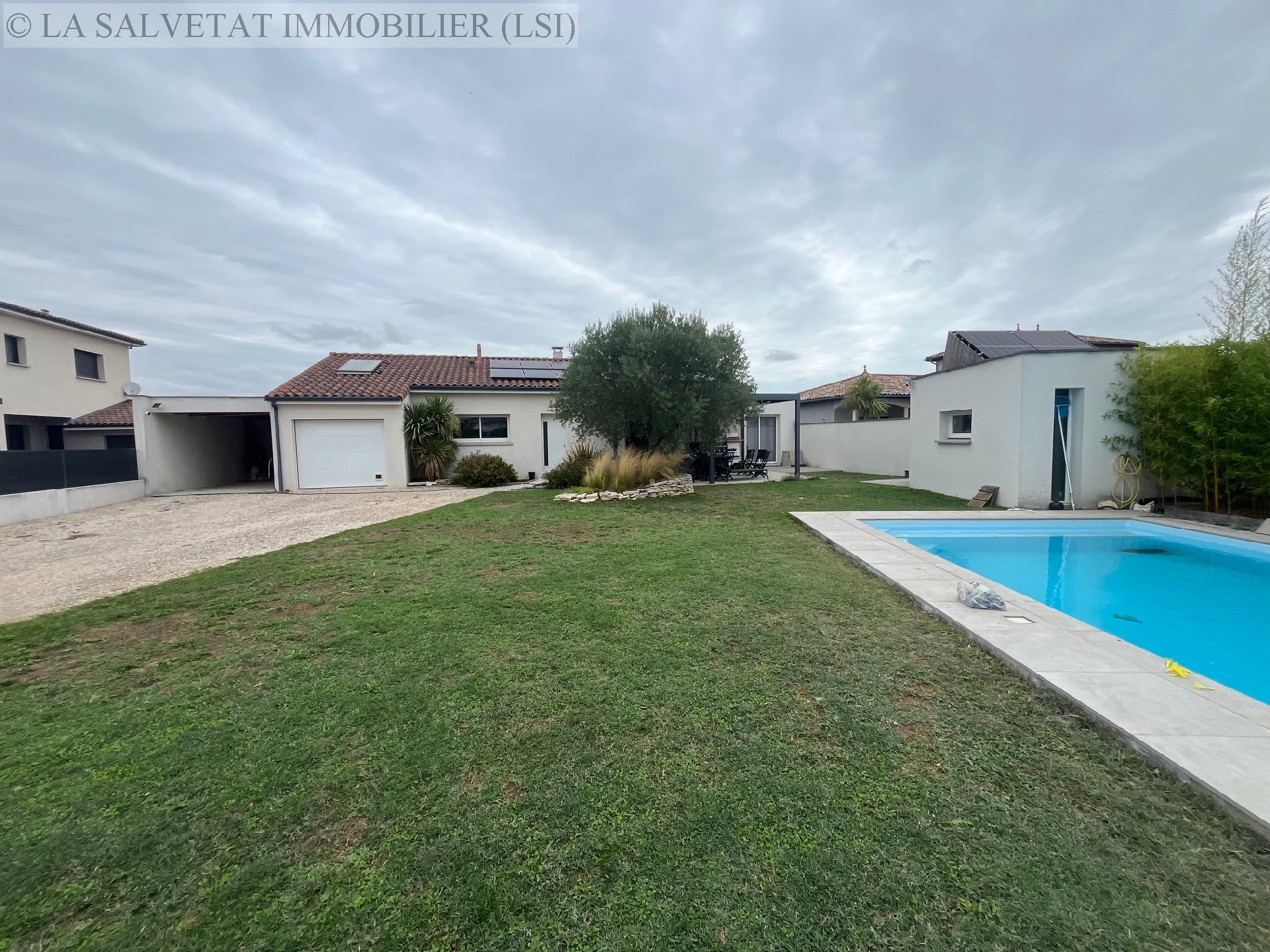 Vente maison-villa - FONTENILLES<br>128 m², 5 pièces