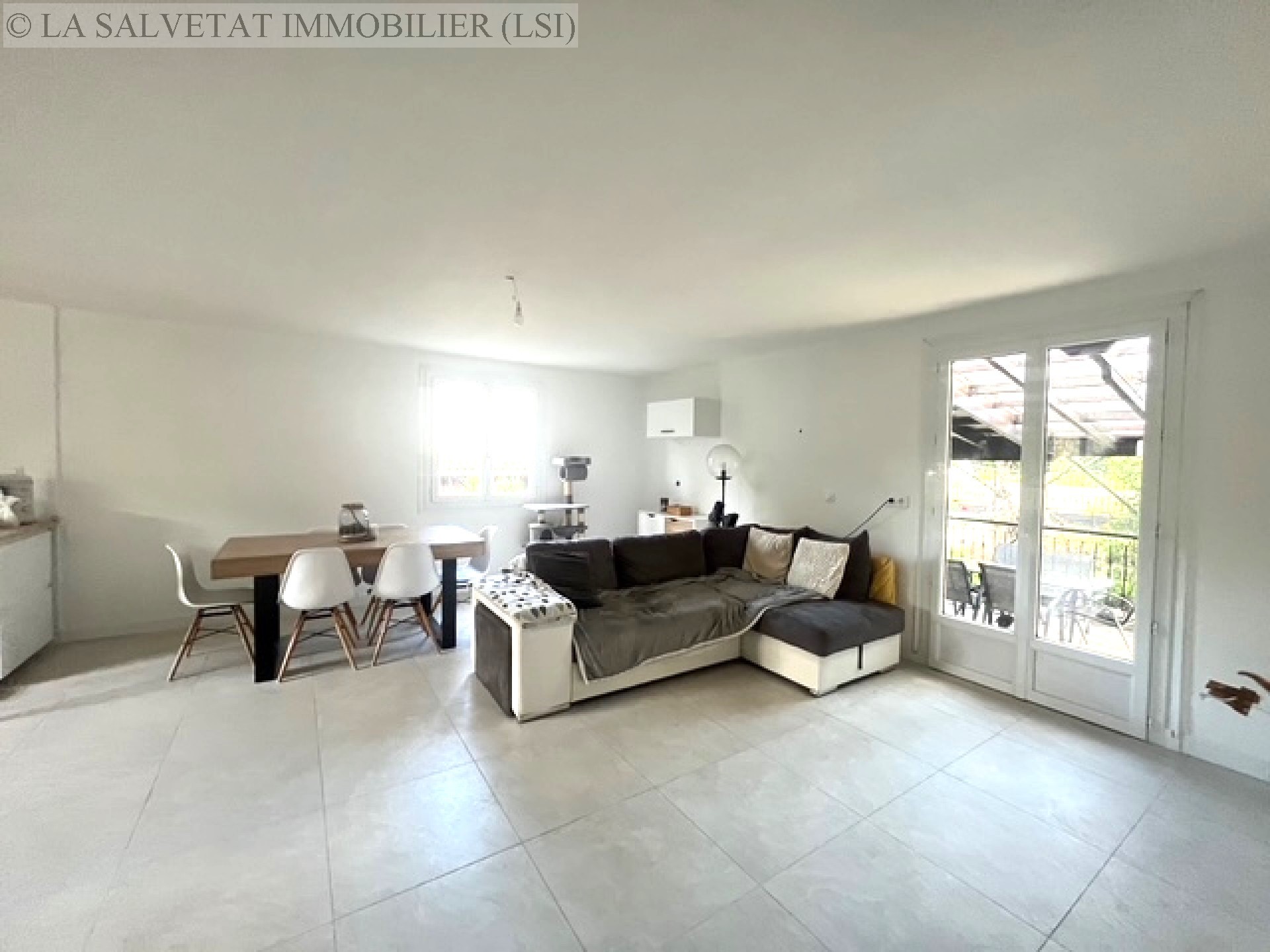 Vente maison-villa - FONTENILLES<br>91 m², 4 pièces