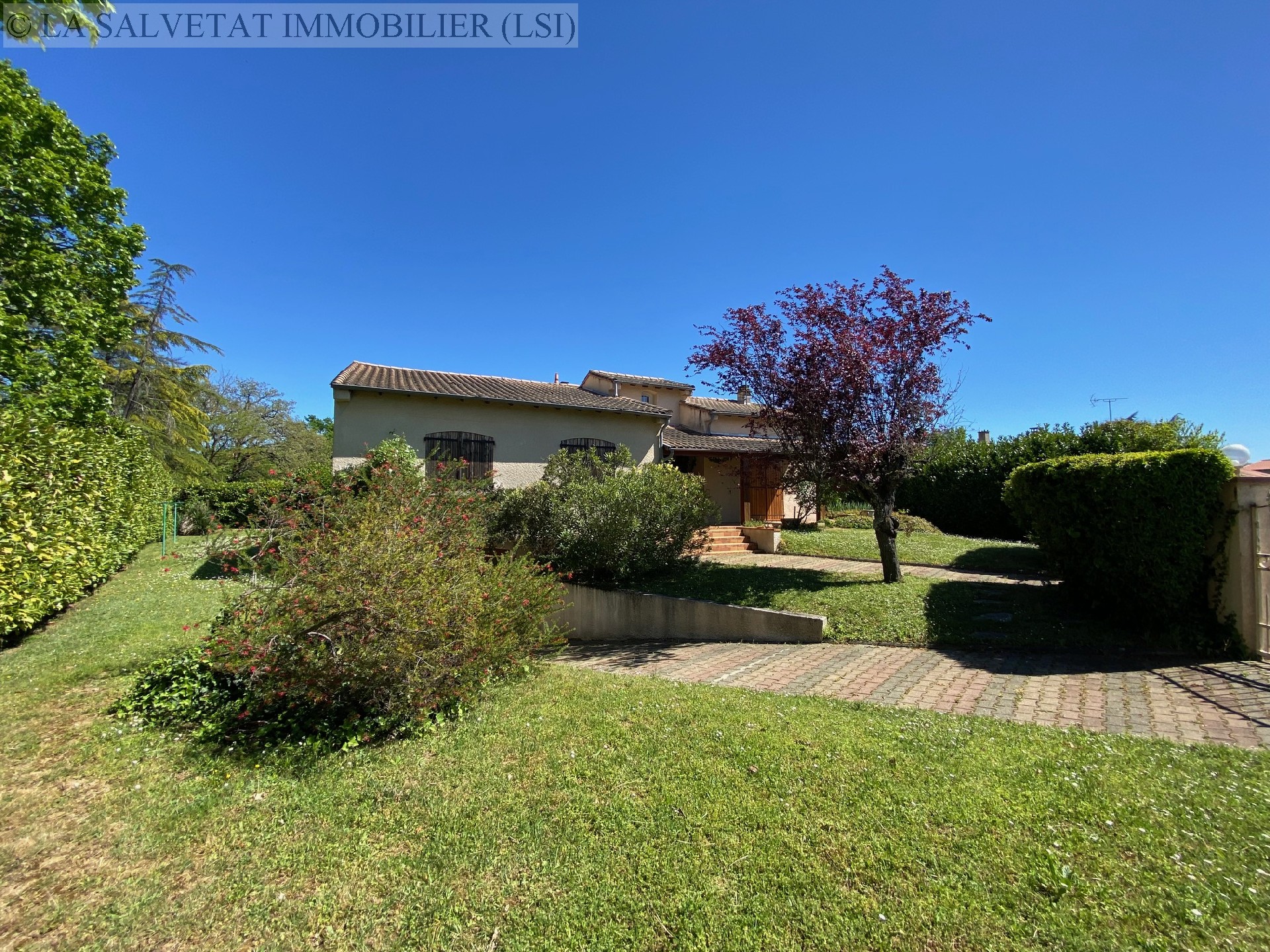 Vente maison-villa - LA SALVETAT ST GILLES<br>177 m², 6 pièces