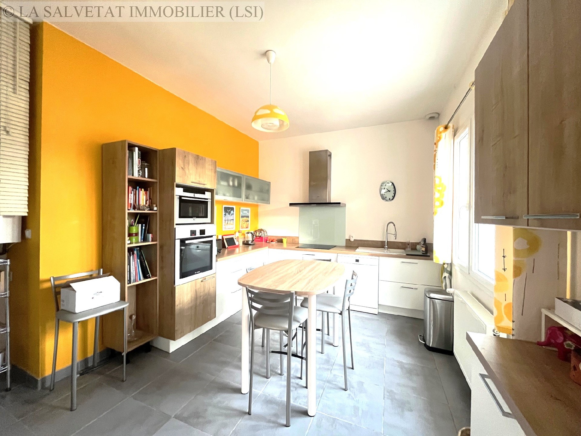 Vente maison-villa - LA SALVETAT ST GILLES<br>139 m², 5 pièces