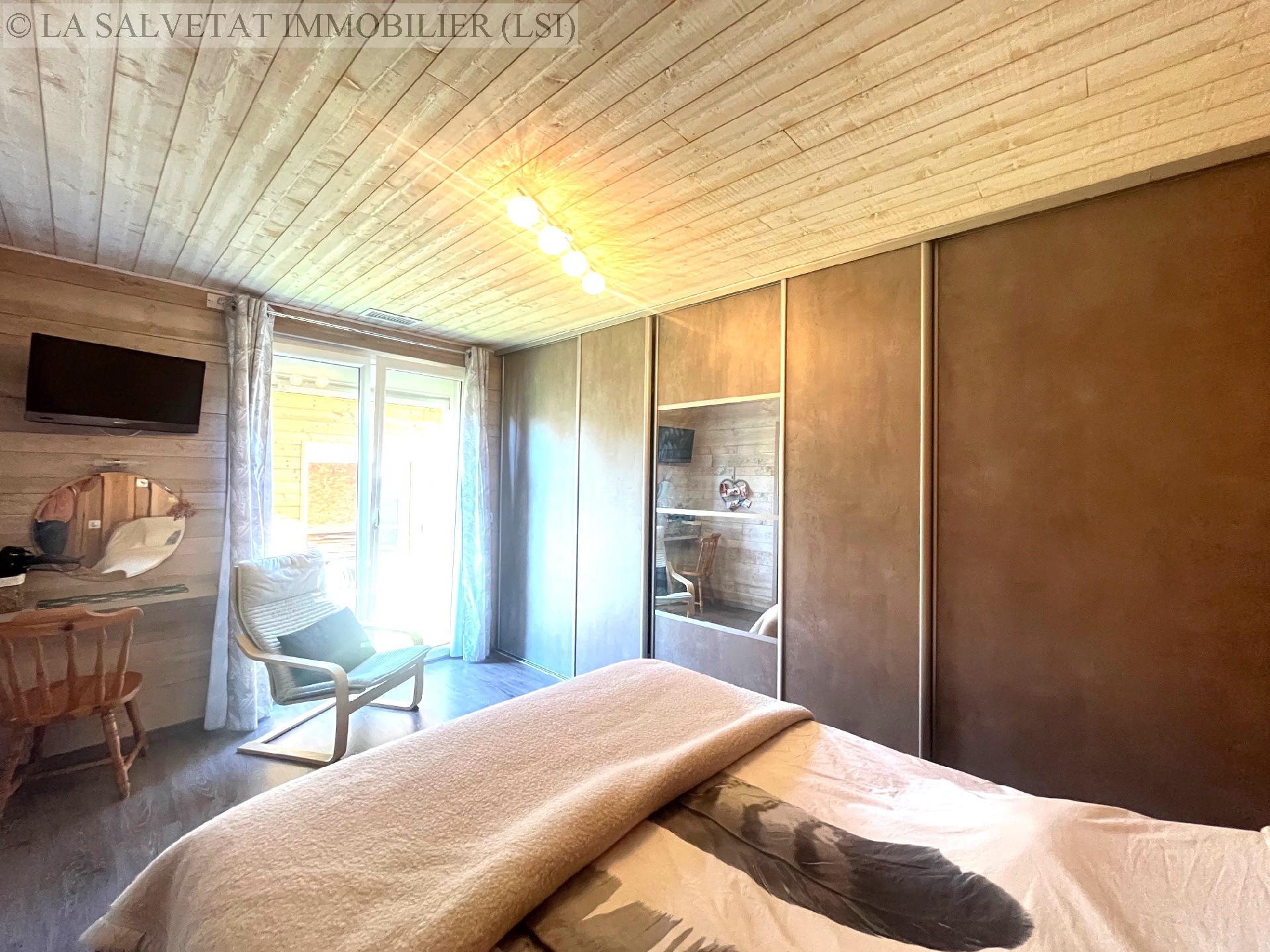 Vente maison-villa - LA SALVETAT ST GILLES<br>121 m², 5 pièces