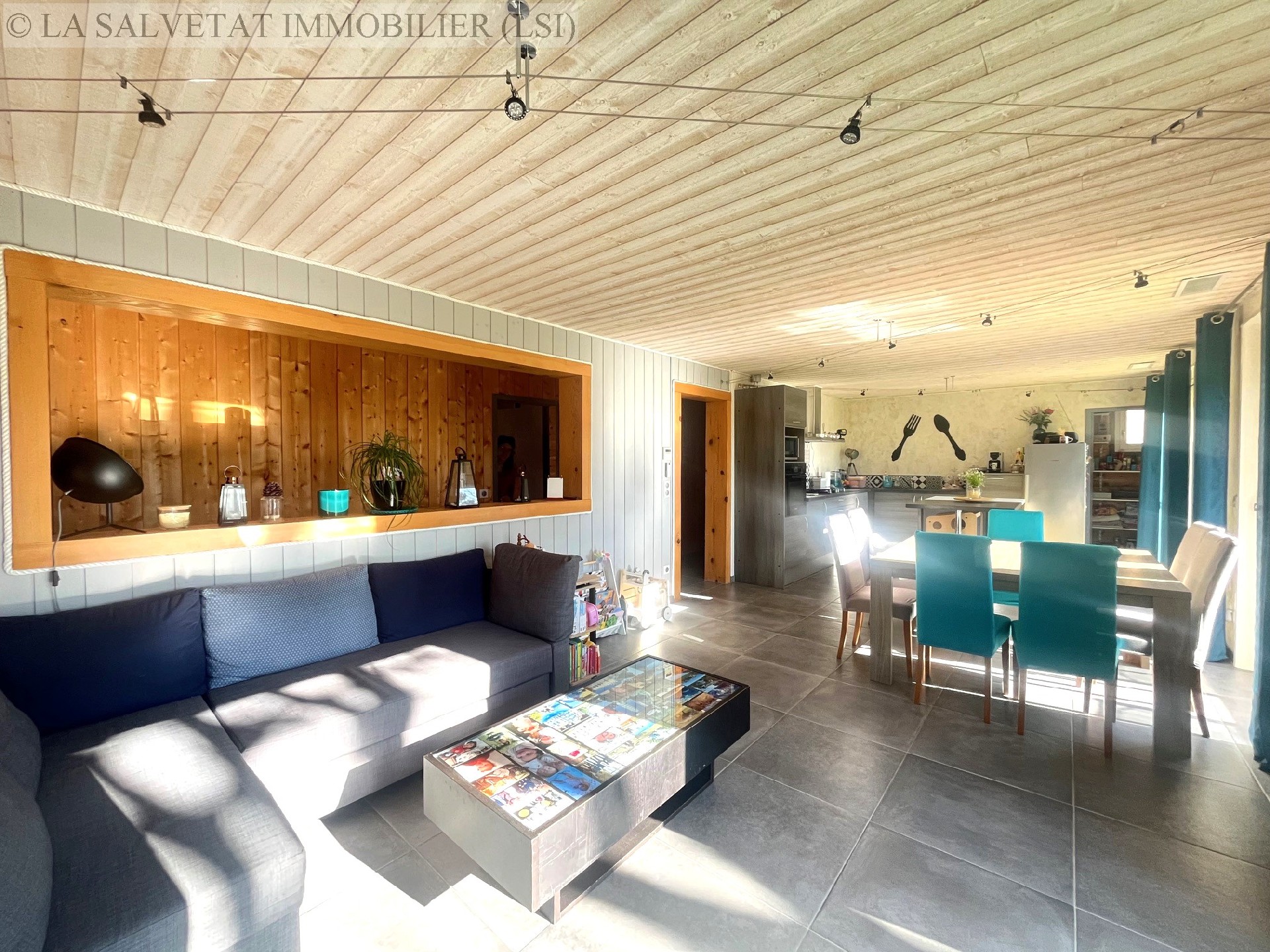 Vente maison-villa - LA SALVETAT ST GILLES<br>121 m², 5 pièces