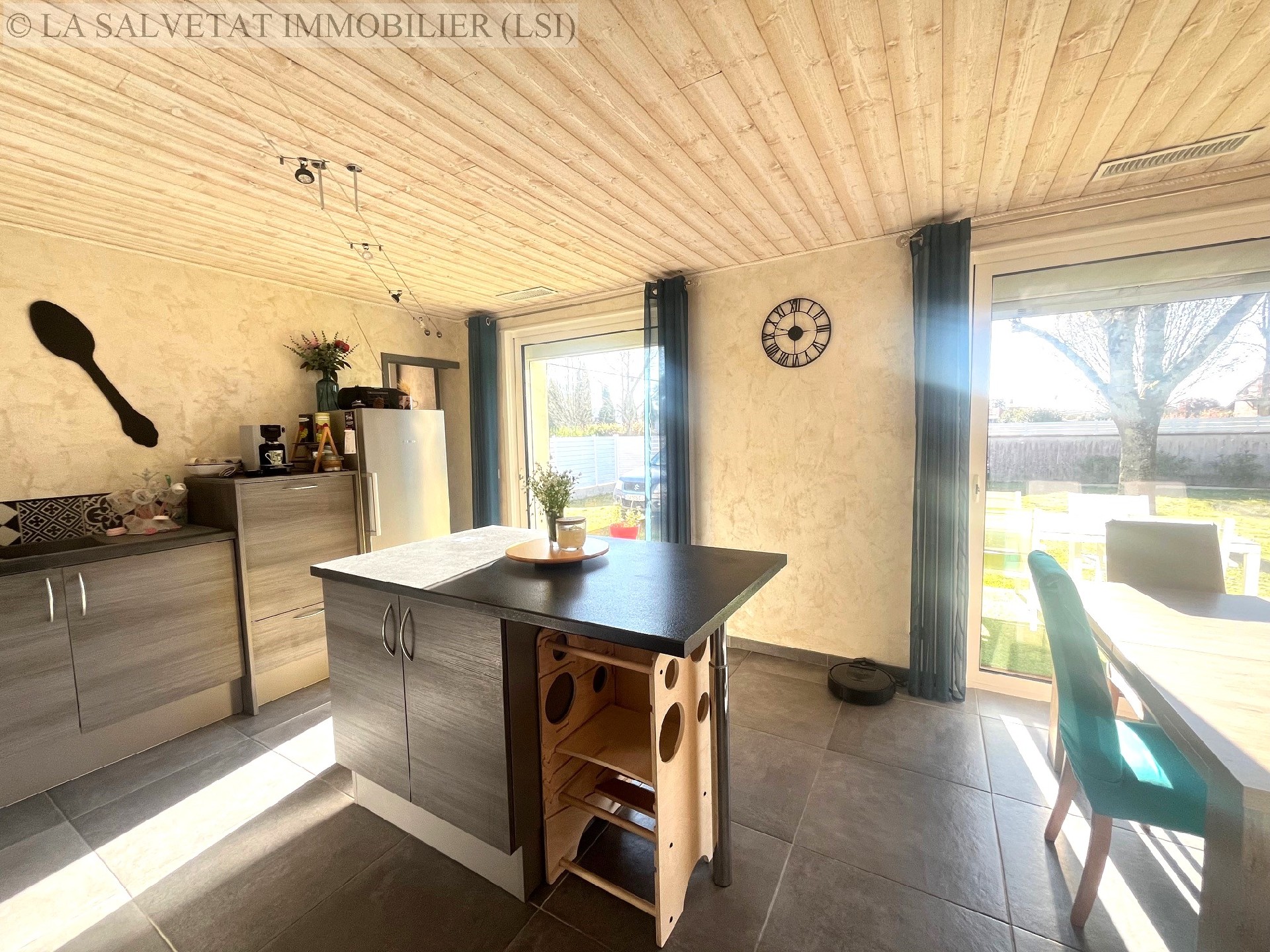 Vente maison-villa - LA SALVETAT ST GILLES<br>121 m², 5 pièces