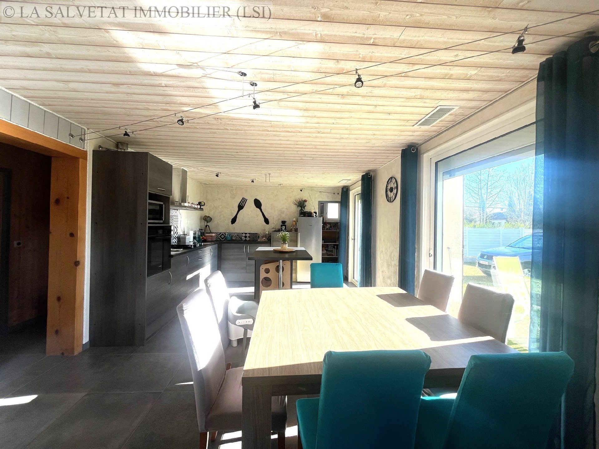 Vente maison-villa - LA SALVETAT ST GILLES<br>121 m², 5 pièces