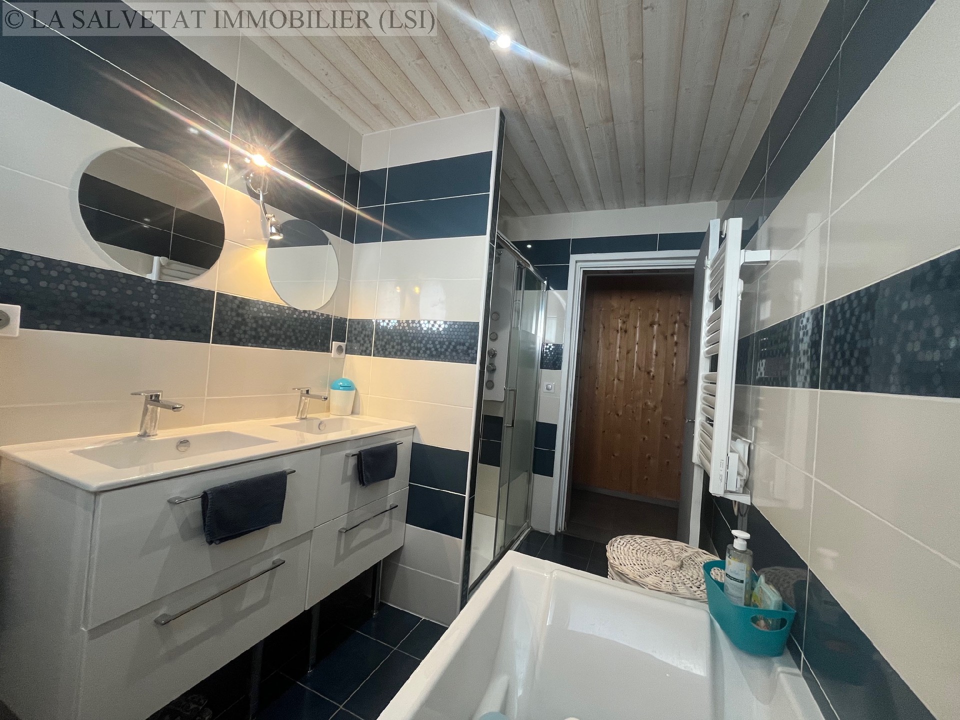 Vente maison-villa - LA SALVETAT ST GILLES<br>121 m², 5 pièces