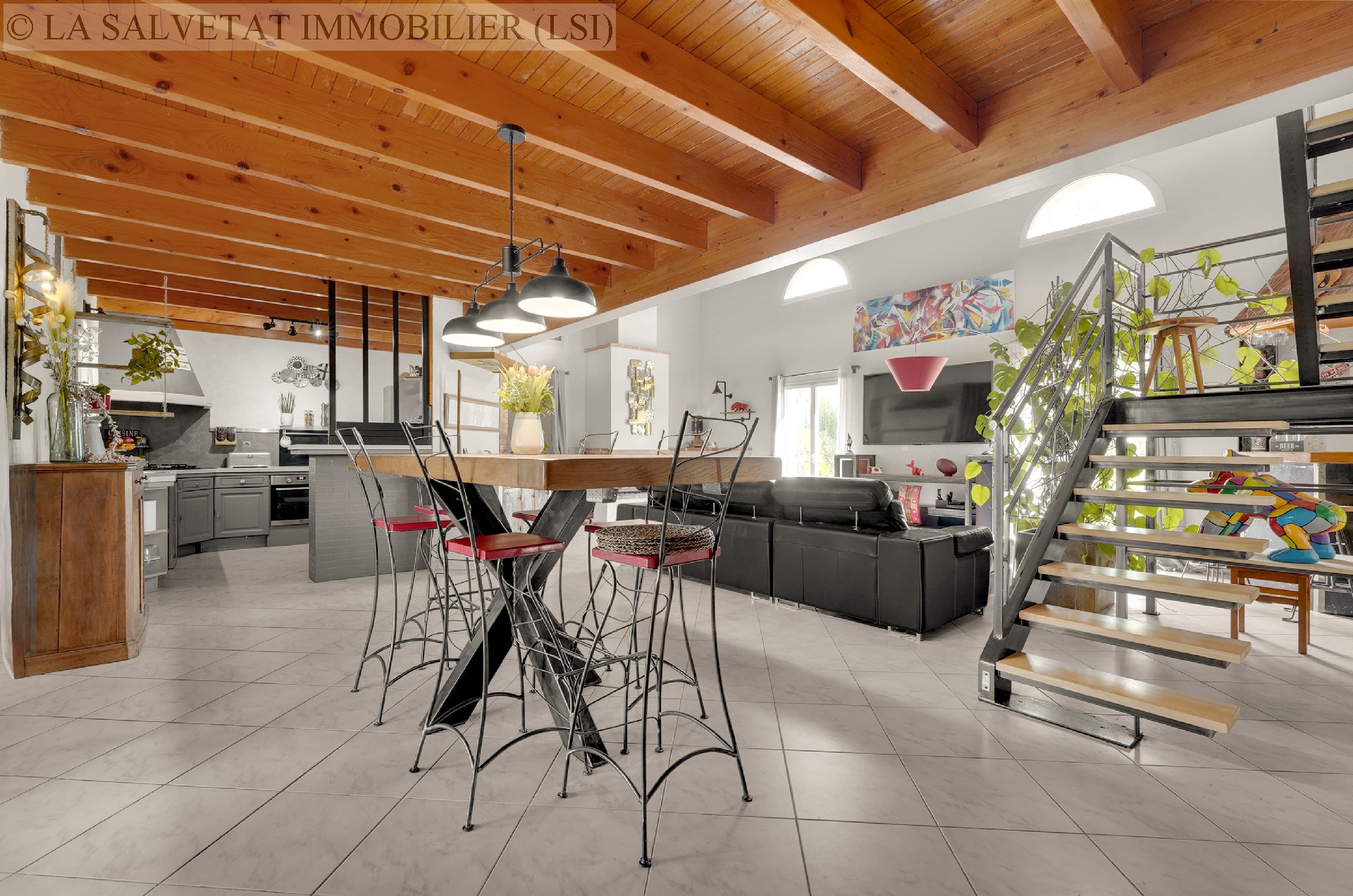 Vente maison-villa - PUJAUDRAN<br>199 m², 7 pièces