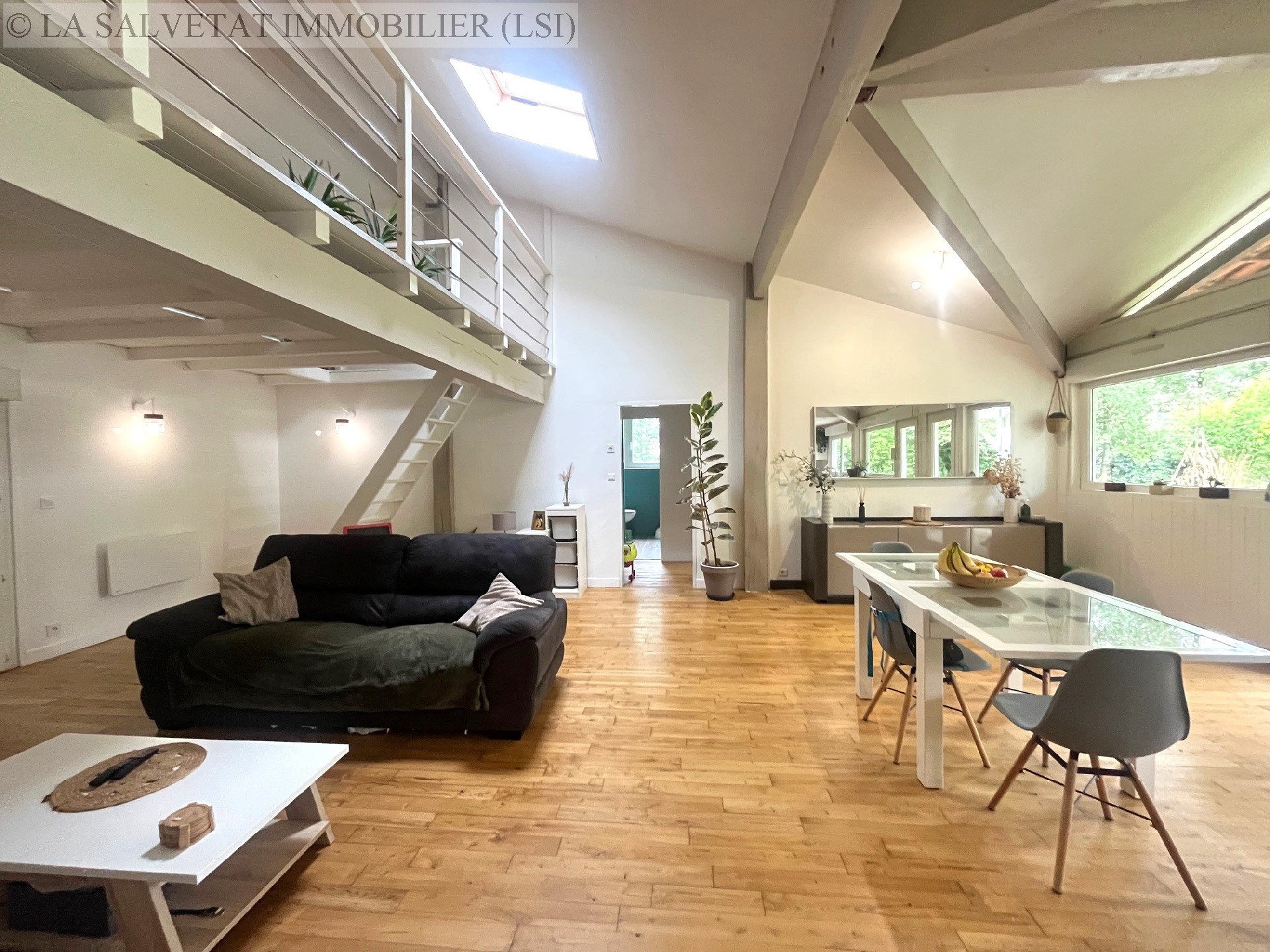 Vente maison-villa - SAIGUEDE<br>162 m², 7 pièces