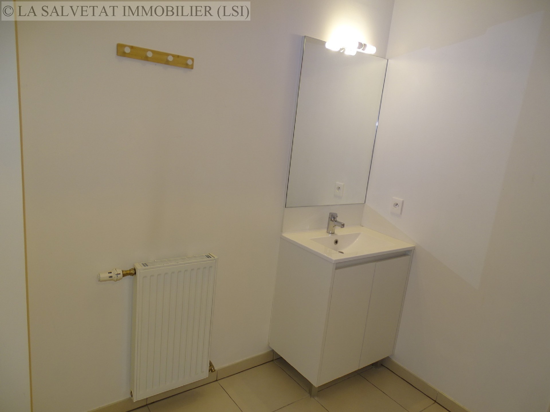 Location appartement - LA SALVETAT ST GILLES<br>41,22 m², 2 pièces
