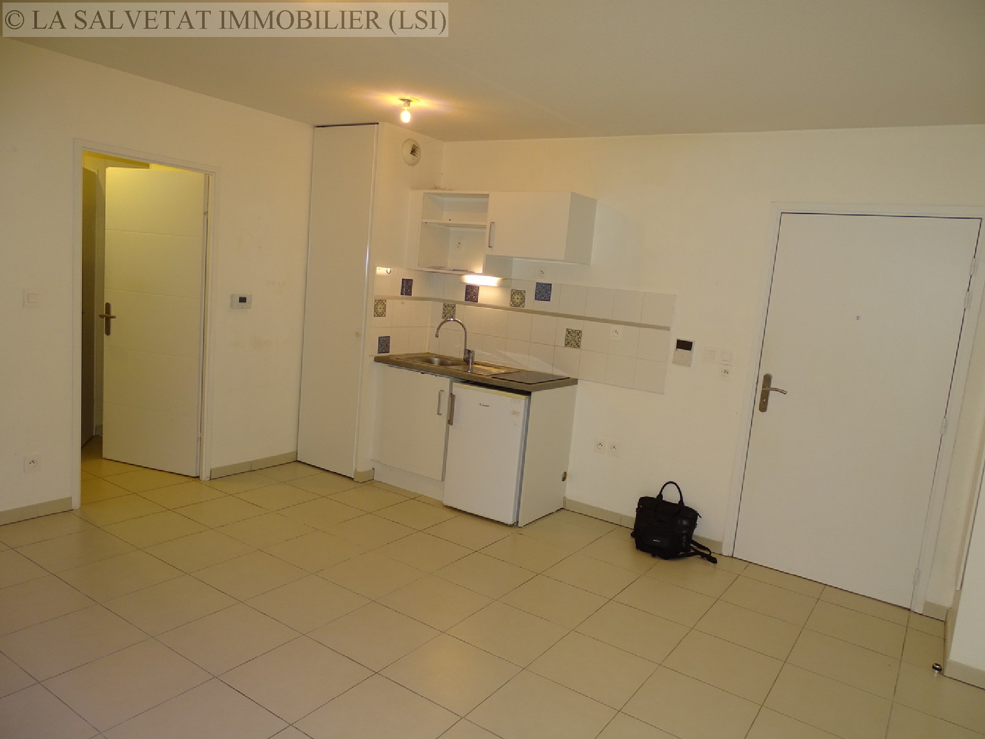 Location appartement - LA SALVETAT ST GILLES<br>41,22 m², 2 pièces