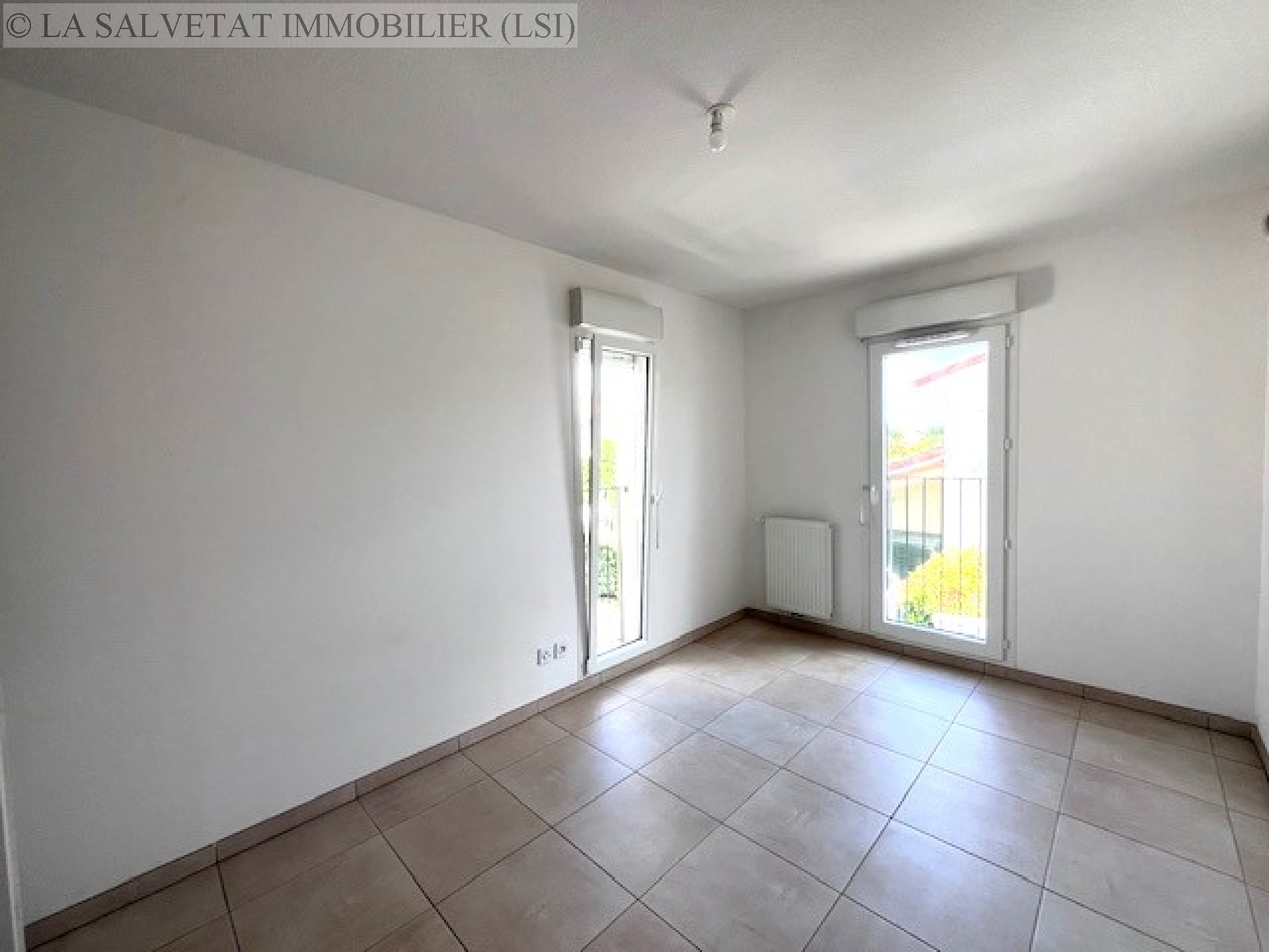 Vente maison-villa - LA SALVETAT ST GILLES<br>79 m&sup2;, 4 pièces