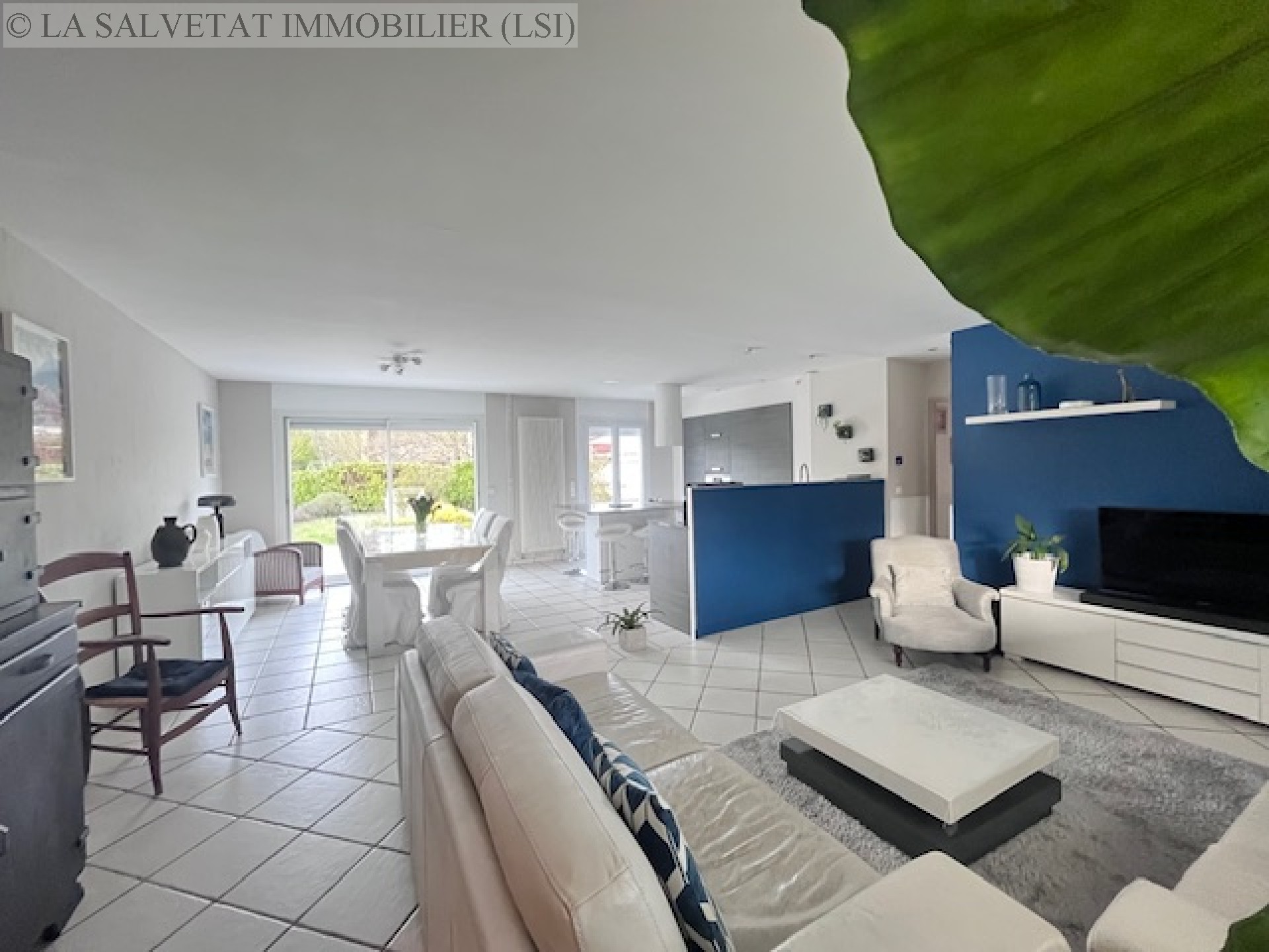 Vente maison-villa - FONTENILLES<br>122 m&sup2;, 5 pièces