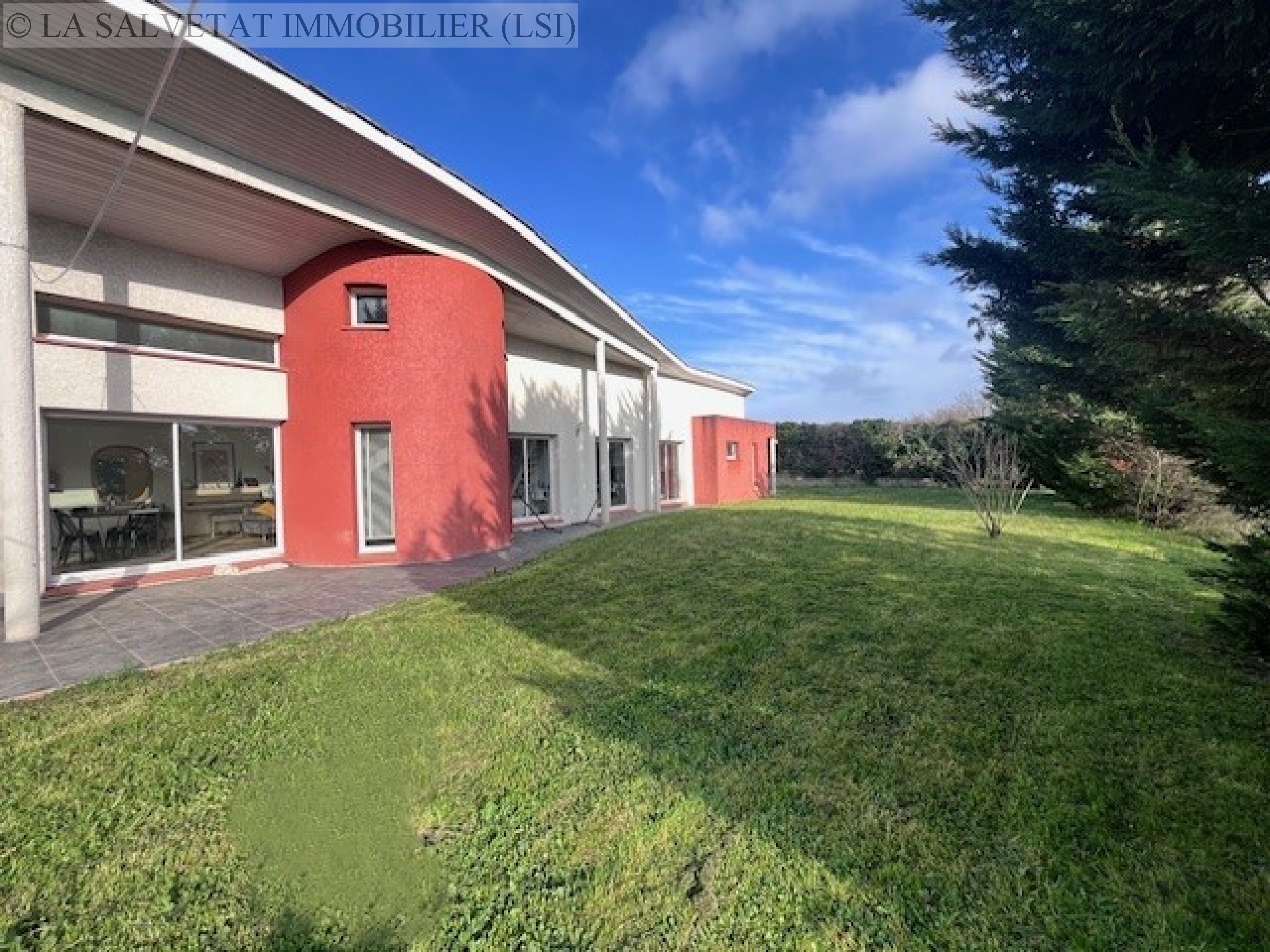 Vente maison-villa - FONTENILLES<br>145 m&sup2;, 5 pièces