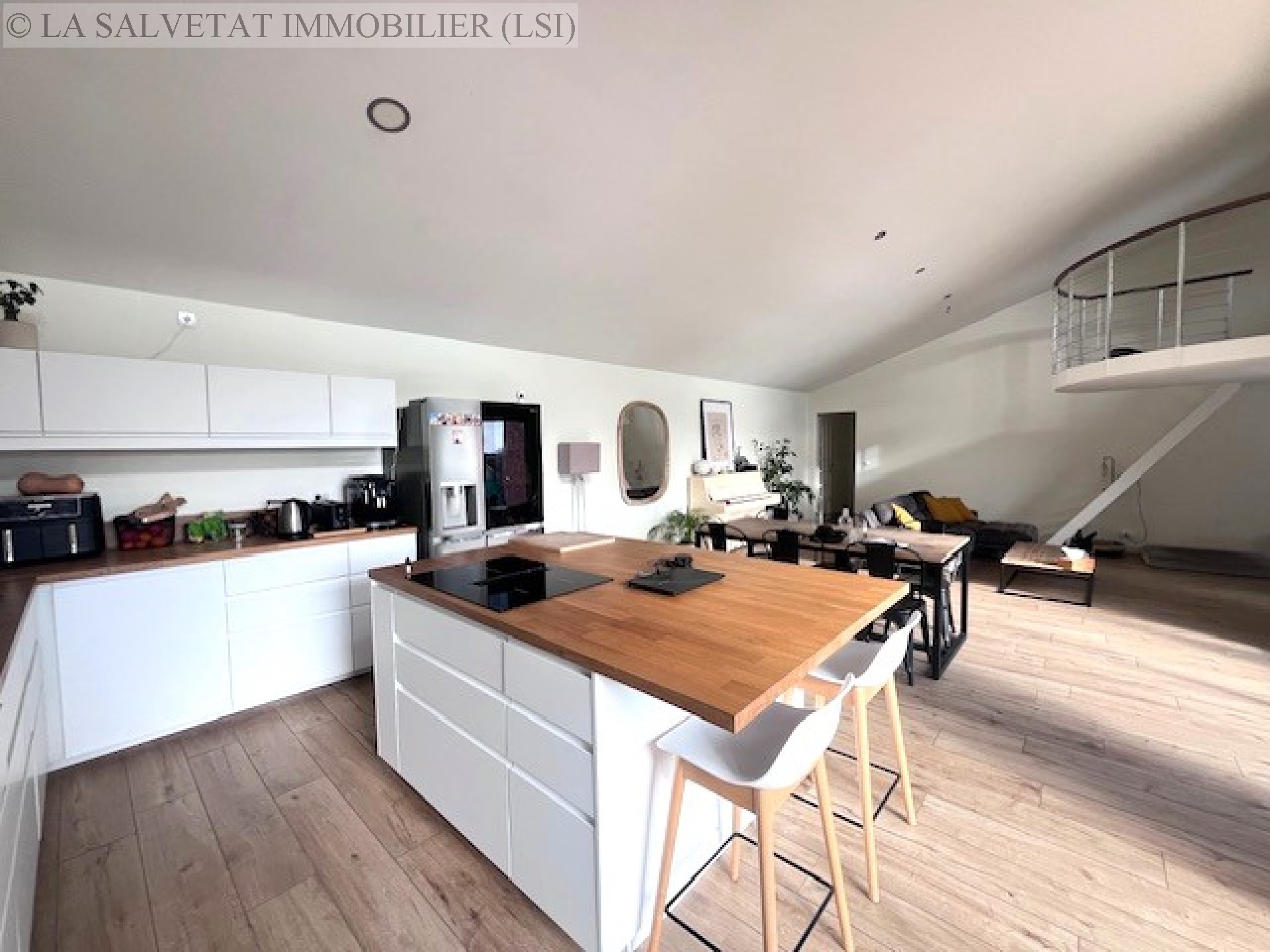 Vente maison-villa - FONTENILLES<br>145 m&sup2;, 5 pièces