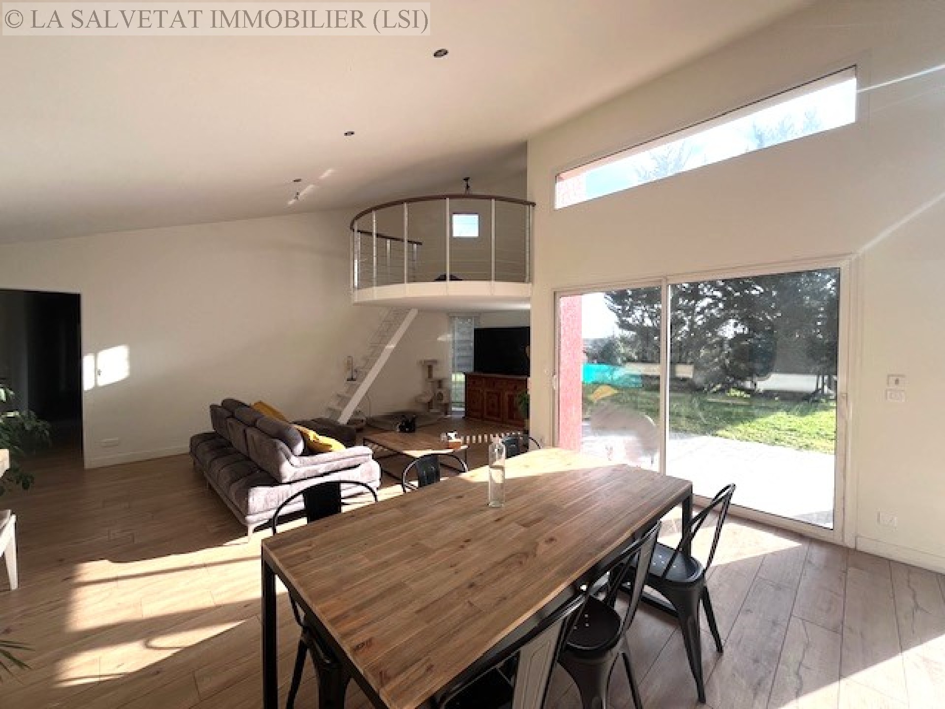 Vente maison-villa - FONTENILLES<br>145 m&sup2;, 5 pièces