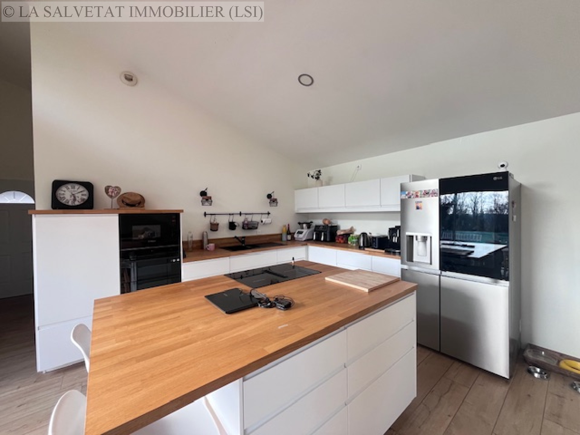 Vente maison-villa - FONTENILLES<br>145 m&sup2;, 5 pièces