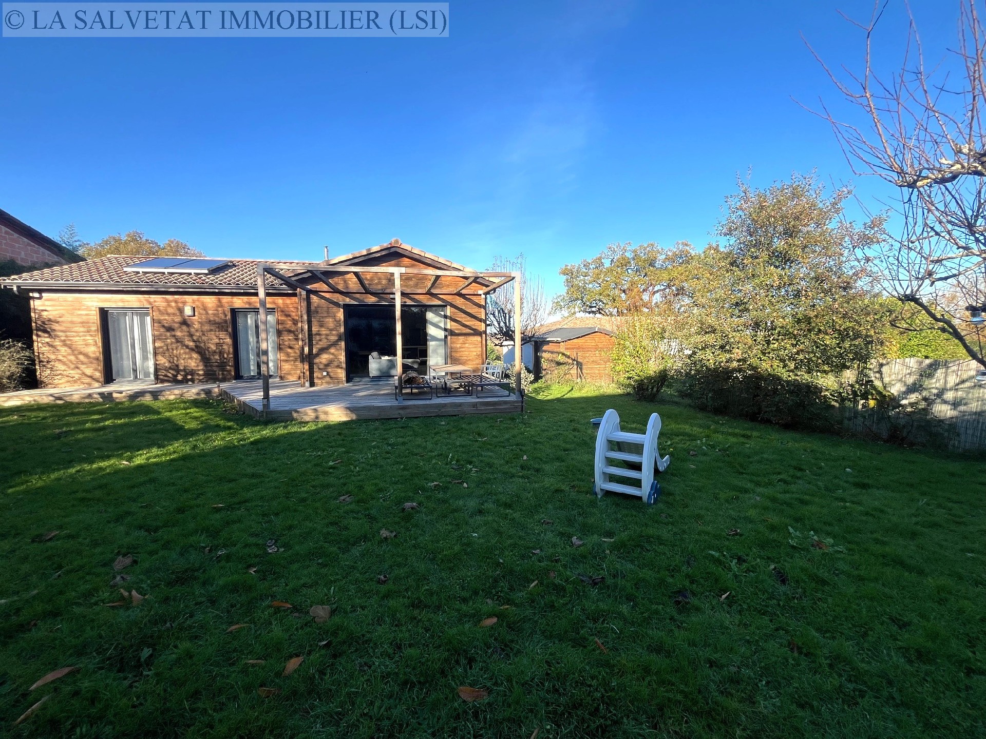Vente maison-villa - LIAS<br>90 m&sup2;, 4 pièces